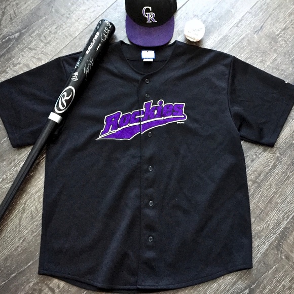 larry walker jersey